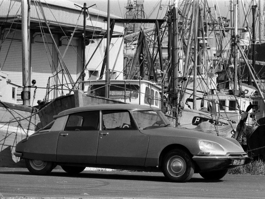  Citroen DSuper 5 1972 года  (фото 1 из 2)
